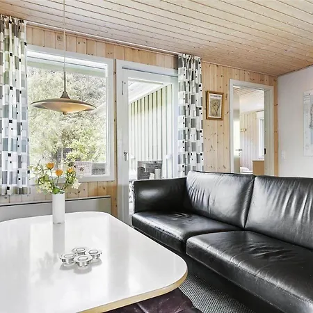 1508 Aakirkeby - Strandvangen 6 Vester Somarken